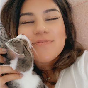 Meet your Posher, Laisha